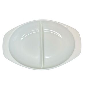 Pyrex vintage 1960s Pyrex 1 1/2 Quart divided dish ovenware white MCM USA EUC